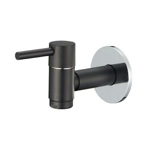 L-05 壁式長栓龍頭-霧黑