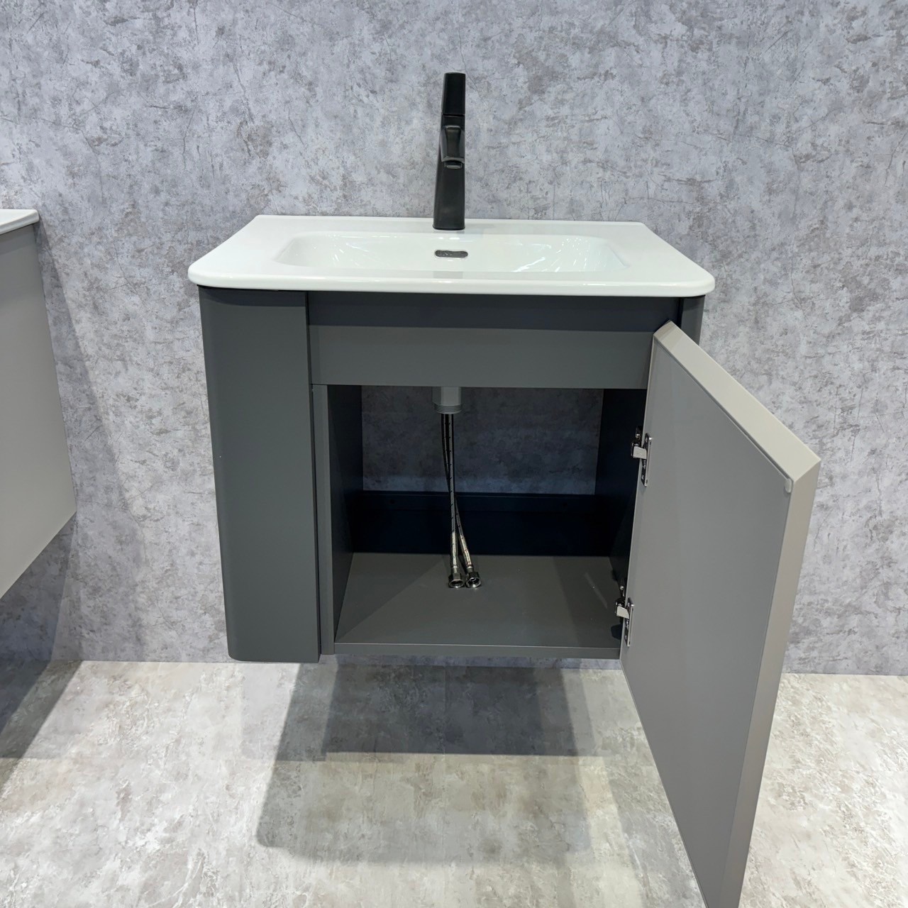 KQ-S3561/9460 瓷盆不鏽鋼烤漆浴櫃組/寬60CM/左開放:圖片 3